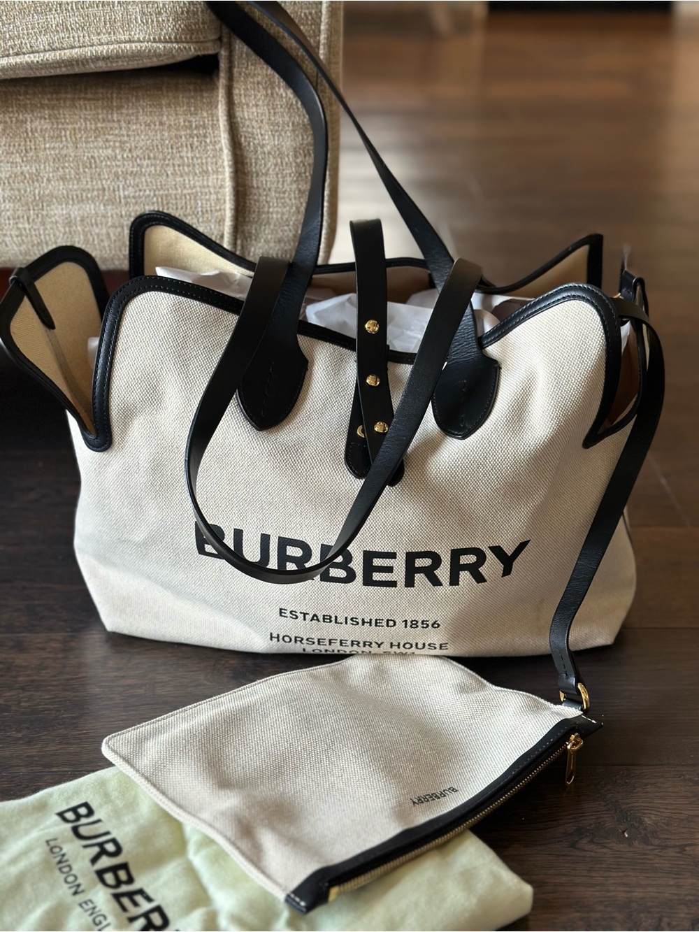 BURBERRY
White/Black Canvas/Leather Top Handle Tote Belt Bag